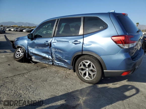 2019 Subaru Forester with VIN JF2SKAAC1KH593648, listed as a Copart auction lot 48014365 with 45,187 mi miles and Salvage Title. Bid and sale history available at carsss.com. Image 2.