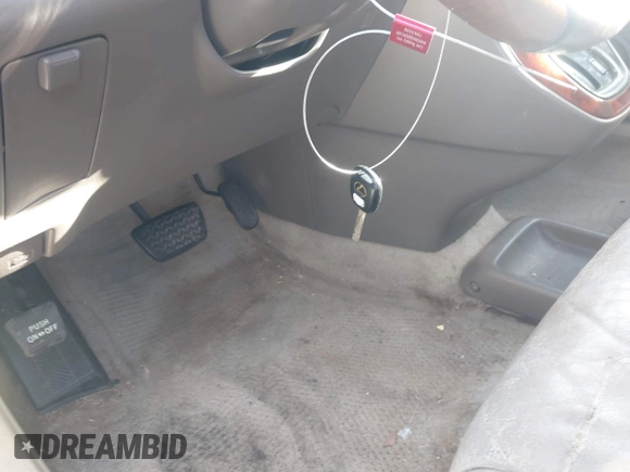 2003 Lexus RX 300 z VIN JTJGF10U230159609, wystawiony jako IAAI lot #41701093 z przebiegiem 418 902 mil mil oraz . Historia ofert i sprzedaży dostępna na DreamBid. Obrazek 11.