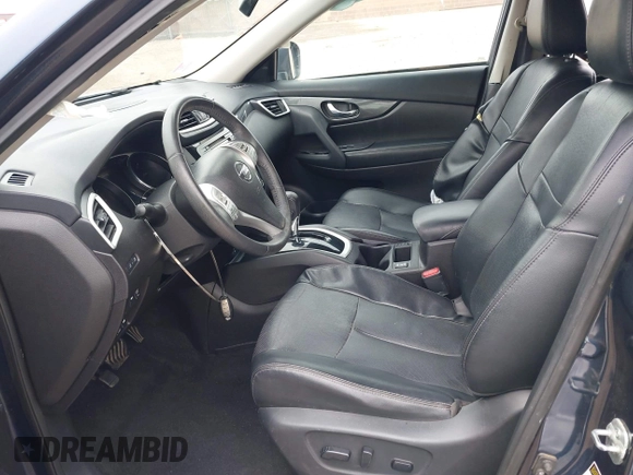 2015 Nissan Rogue SL z VIN 5N1AT2MV9FC897741, wystawiony jako IAAI lot #42151076 z przebiegiem 124 466 mil mil oraz . Historia ofert i sprzedaży dostępna na DreamBid. Obrazek 5.