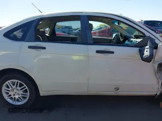 2010 Ford Focus SE with VIN 1FAHP3FN3AW299264, listed as a IAAI auction lot 42054163 with 147,347 mi miles and . Bid and sale history available at carsss.com. Image 13.