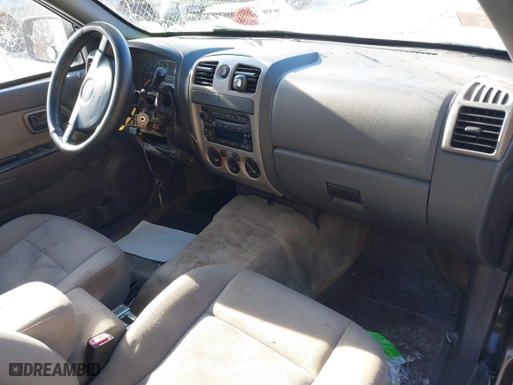 2005 Chevrolet Colorado 1SC LS Z85 with VIN 1GCCS136058255172, listed as a IAAI auction lot 41393249 with 285,982 mi miles. Bid and sale history available at carsss.com. Image 5.