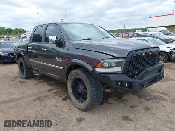 2016 Ram 1500 Laramie z VIN 1C6RR7NM3GS250971, wystawiony jako IAAI lot #42324889 z przebiegiem 120 540 mil mil oraz . Historia ofert i sprzedaży dostępna na DreamBid. Obrazek 1.