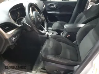 2015 Jeep Cherokee Latitude z VIN 1C4PJMCS1FW520214, wystawiony jako Copart lot #58064705 z przebiegiem 98 602 mil mil oraz Czysty tytuł • Clean title. Historia ofert i sprzedaży dostępna na DreamBid. Obrazek 7.