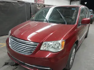 2013 Chrysler Town & Country Touring with VIN 2C4RC1BG3DR792929, listed as a IAAI auction lot 42185342 with Not Provided miles and . Bid and sale history available at DreamBid. Image 6.