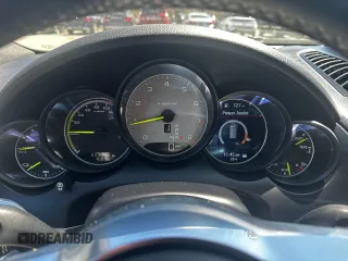 2016 Porsche Cayenne S E-Hybrid с VIN WP1AE2A23GLA62291, выставлен на аукционе Copart как лот 55436825 с пробегом 117 448 миль миль и Чистый • Clean title. История ставок и продаж доступна на DreamBid. Изображение 8.