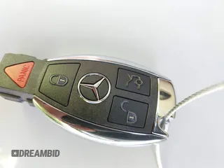 2007 Mercedes-Benz C 230 Sport z VIN WDBRF52HX7F903574, wystawiony jako IAAI lot #42350529 z przebiegiem 230 516 mil mil oraz . Historia ofert i sprzedaży dostępna na DreamBid. Obrazek 11.