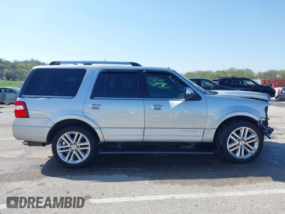 2016 Ford Expedition Platinum z VIN 1FMJU1MT8GEF08065, wystawiony jako IAAI lot #41948186 z przebiegiem 65 969 mil mil oraz . Historia ofert i sprzedaży dostępna na DreamBid. Obrazek 14.
