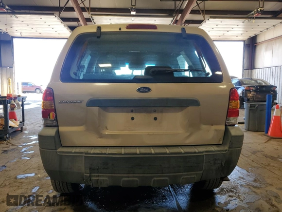 2007 Ford Escape XLS с VIN 1FMYU02Z37KA61744, выставлен на аукционе Copart как лот 52870065 с пробегом Не указан миль и Списание • Salvage title. История ставок и продаж доступна на DreamBid. Изображение 6.