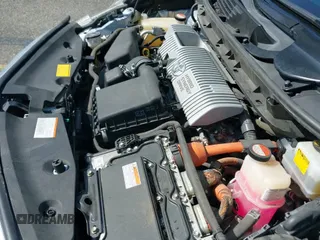 2015 Toyota Prius Two z VIN JTDZN3EUXFJ027618, wystawiony jako IAAI lot #42203389 z przebiegiem 97 278 mil mil oraz . Historia ofert i sprzedaży dostępna na DreamBid. Obrazek 19.