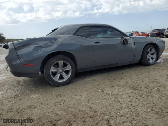 2017 Dodge Challenger SXT with VIN 2C3CDZAG1HH568755, listed as a Copart auction lot 47650455 with 0 mi miles and Salvage Title. Bid and sale history available at carsss.com. Image 3.