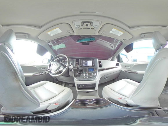 2018 Toyota Sienna XLE Auto Access Seat with VIN 5TDYZ3DC7JS962051, listed as a Copart auction lot 63115935 with 67,253 mi miles and Salvage title. Bid and sale history available at DreamBid. Image 15.
