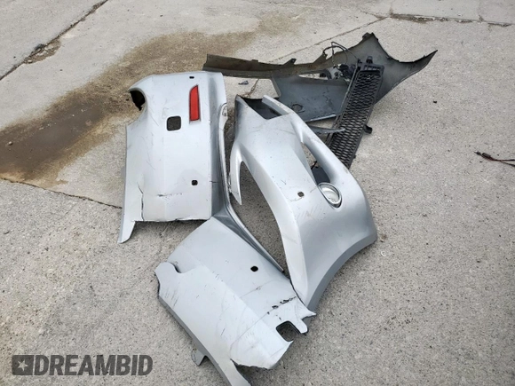 2010 Lexus IS 250 C с VIN JTHFF2C29A2513527, выставлен на аукционе Copart как лот 63460255 с пробегом 152 321 миль миль и Списание • Salvage title. История ставок и продаж доступна на DreamBid. Изображение 12.