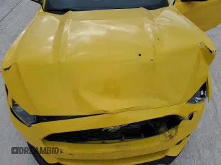2016 Ford Mustang EcoBoost Premium z VIN 1FATP8UH0G5281775, wystawiony jako Copart lot #89290435 z przebiegiem 86 042 mil mil oraz Szkoda całkowita • Salvage title. Historia ofert i sprzedaży dostępna na DreamBid. Obrazek 11.