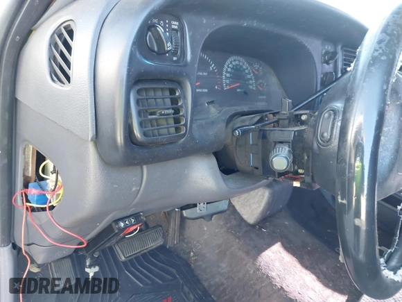 2000 Dodge Ram 2500 with VIN 1B7KC2364YJ114892, listed as a IAAI auction lot 41821163 with 334,778 mi miles. Bid and sale history available at carsss.com. Image 13.