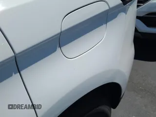 2020 Ford Edge SE с VIN 2FMPK3G98LBA30683, выставлен на аукционе IAAI как лот 42550081 с пробегом 89 099 миль миль и . История ставок и продаж доступна на DreamBid. Изображение 21.