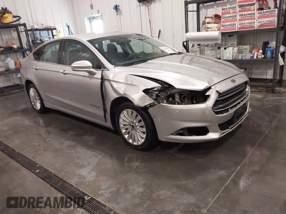2014 Ford Fusion SE Hybrid с VIN 3FA6P0LU1ER227571, выставлен на аукционе IAAI как лот 42391487 с пробегом 127 979 миль миль и . История ставок и продаж доступна на DreamBid. Изображение 1.