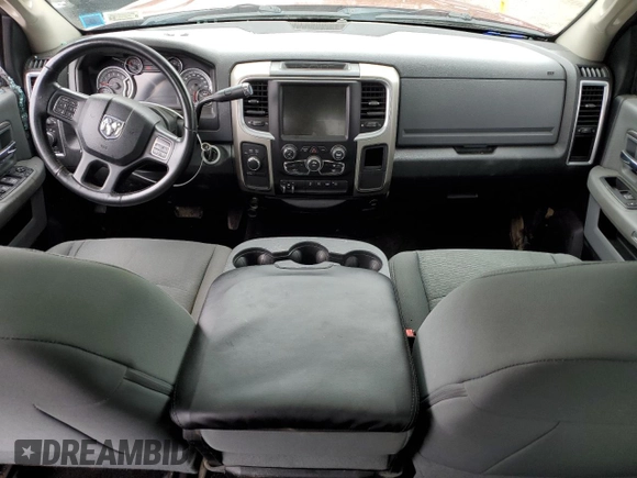 2015 Ram 2500 SLT z VIN 3C6UR5DL8FG582224, wystawiony jako Copart lot #54501405 z przebiegiem 128 218 mil mil oraz Szkoda całkowita • Salvage title. Historia ofert i sprzedaży dostępna na DreamBid. Obrazek 8.