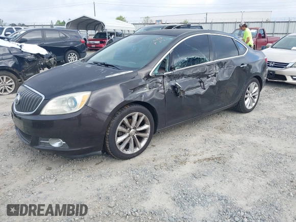 2014 Buick Verano Leather Group with VIN 1G4PS5SK5E4156969, listed as a IAAI auction lot 41956353 with 125,000 mi miles. Bid and sale history available at carsss.com. Image 17.