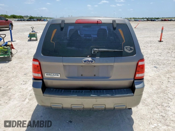 2009 Ford Escape XLS with VIN 1FMCU02739KC12318, listed as a Copart auction lot 61251485 with 179,335 mi miles and Salvage title. Bid and sale history available at DreamBid. Image 6.