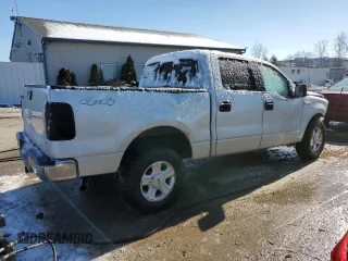 2004 Ford F-150 XLT with VIN 1FTPW14574KD11699, listed as a Copart auction lot 45284345 with 262,186 mi miles and Non Repairable. Bid and sale history available at carsss.com. Image 3.