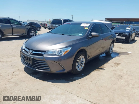 2017 Toyota Camry XLE with VIN 4T1BF1FK9HU734223, listed as a IAAI auction lot 39601554 with 61,147 mi miles. Bid and sale history available at carsss.com. Image 17.