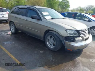 2005 Chrysler Pacifica Touring with VIN 2C8GF68465R252922, listed as a IAAI auction lot 42061282 with 134,543 mi miles and . Bid and sale history available at DreamBid. Image 1.