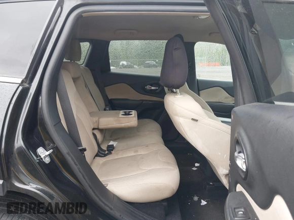 2016 Jeep Cherokee Latitude with VIN 1C4PJMCS6GW221075, listed as a IAAI auction lot 42259107 with 115,912 mi miles and . Bid and sale history available at DreamBid. Image 8.