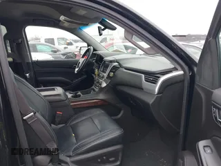 2016 GMC Yukon SLE with VIN 1GKS2AKC2GR357481, listed as a IAAI auction lot 41715909 with 165,377 mi miles. Bid and sale history available at carsss.com. Image 5.