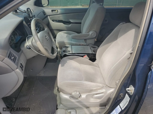 2004 Toyota Sienna LE with VIN 5TDBA23C64S019839, listed as a Copart auction lot 50064915 with 171,780 mi miles and Salvage Title. Bid and sale history available at carsss.com. Image 7.