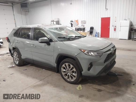 2019 Toyota RAV4 XLE Premium with VIN JTMA1RFV7KD513993, listed as a IAAI auction lot 41774447 with 51,378 mi miles. Bid and sale history available at carsss.com. Image 1.