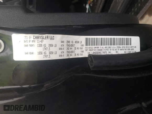 2008 Jeep Commander Limited z VIN 1J8HG58208C170976, wystawiony jako Copart lot #84012044 z przebiegiem Nie podano mil oraz Szkoda całkowita • Salvage title. Historia ofert i sprzedaży dostępna na DreamBid. Obrazek 13.