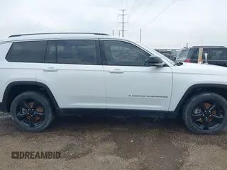 2021 Jeep Grand Cherokee Limited with VIN 1C4RJJBG5M8175260, listed as a IAAI auction lot 42206283 with Not provided miles and . Bid and sale history available at DreamBid. Image 13.