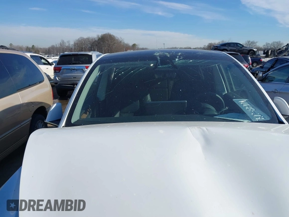 2025 Tesla Model Y Long Range with VIN 7SAYGDED9SA342374, listed as a IAAI auction lot 41663085 with 4,115 mi miles and . Bid and sale history available at DreamBid. Image 18.