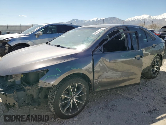 2015 Toyota Camry XLE with VIN 4T1BF1FK3FU034002, listed as a Copart auction lot 50217805 with 140,523 mi miles and Salvage Title. Bid and sale history available at carsss.com. Image 1.