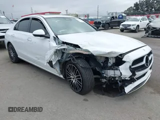 2024 Mercedes-Benz C 300 z VIN W1KAF4GB7RR192839, wystawiony jako IAAI lot #42173201 z przebiegiem Nie podano mil oraz . Historia ofert i sprzedaży dostępna na DreamBid. Obrazek 1.