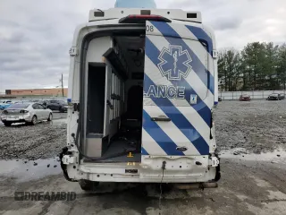 2019 Ford Transit with VIN 1FDYR2CM8KKB86523, listed as a Copart auction lot 80925903 with Not Provided miles and Salvage Title. Bid and sale history available at DreamBid. Image 6.