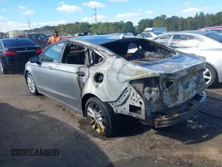 2020 Ford Fusion SE z VIN 3FA6P0LU4LR185202, wystawiony jako IAAI lot #40549321 z przebiegiem Nie podano mil oraz . Historia ofert i sprzedaży dostępna na DreamBid. Obrazek 3.