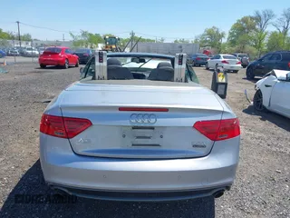 2016 Audi A5 Premium Plus z VIN WAUM2AFH4GN004366, wystawiony jako IAAI lot #42110096 z przebiegiem Nie podano mil oraz . Historia ofert i sprzedaży dostępna na DreamBid. Obrazek 15.