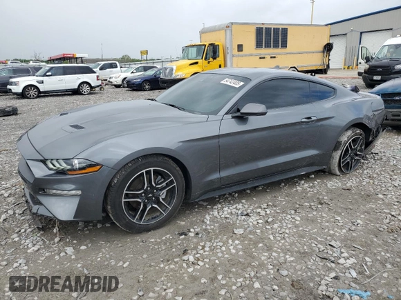 2022 Ford Mustang EcoBoost с VIN 1FA6P8TH2N5136250, выставлен на аукционе Copart как лот 54742405 с пробегом 74 103 миль миль и Списание • Salvage title. История ставок и продаж доступна на DreamBid. Изображение 1.