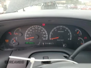 2003 Ford F-150 XL z VIN 1FTRX17W53NB84703, wystawiony jako Copart lot #51608895 z przebiegiem 291 806 mil mil oraz Szkoda całkowita • Salvage title. Historia ofert i sprzedaży dostępna na DreamBid. Obrazek 9.