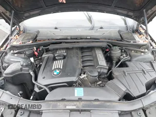 2011 BMW 3 Series 328i xDrive with VIN WBAPK7C55BA818598, listed as a IAAI auction lot 41968173 with 165,683 mi miles. Bid and sale history available at carsss.com. Image 10.