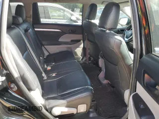 2018 Toyota Highlander LE with VIN 5TDBZRFH1JS906155, listed as a Copart auction lot 65517405 with 118,413 mi miles and Clean title. Bid and sale history available at DreamBid. Image 11.