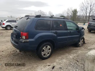 2005 Mitsubishi Endeavor LS with VIN 4A4MM21S95E074778, listed as a Copart auction lot 82135404 with 249,554 mi miles and Non Repairable. Bid and sale history available at carsss.com. Image 3.