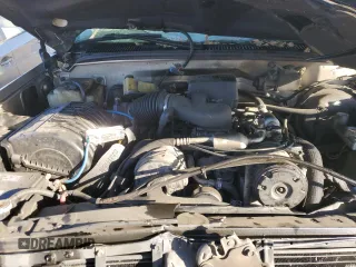 1999 GMC Yukon with VIN 1GKEK13R7XJ715284, listed as a Copart auction lot 83627984 with 186,518 mi miles and Non Repairable. Bid and sale history available at carsss.com. Image 13.