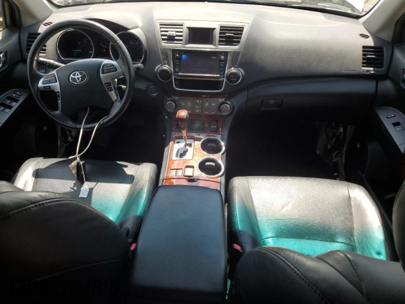 2013 Toyota Highlander Limited with VIN JTEDC3EH1D2018036, listed as a Copart auction lot 61430925 with 153,391 mi miles and Salvage title. Bid and sale history available at DreamBid. Image 8.