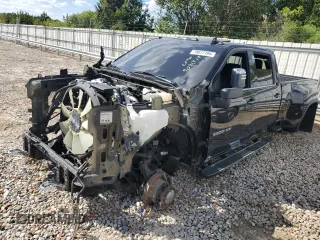 2022 Chevrolet Silverado 3500HD High Country with VIN 1GC4YVEY7NF166221, listed as a Copart auction lot 70817194 with 0 mi miles and Salvage Title. Bid and sale history available at carsss.com. Image 1.