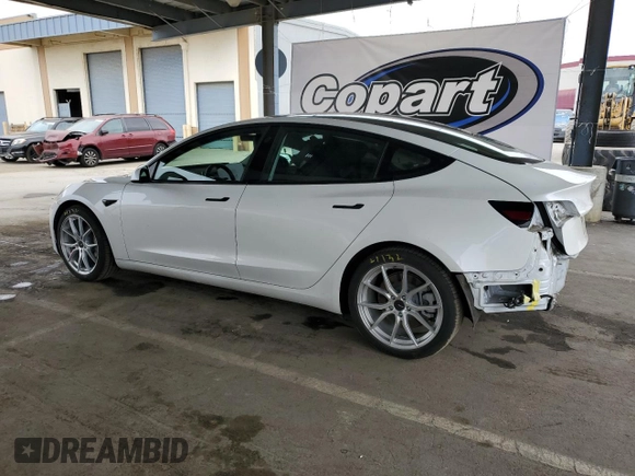2021 Tesla Model 3 Standard Range Plus z VIN 5YJ3E1EA1MF072130, wystawiony jako Copart lot #53911095 z przebiegiem 35 075 mil mil oraz Szkoda całkowita • Salvage title. Historia ofert i sprzedaży dostępna na DreamBid. Obrazek 2.