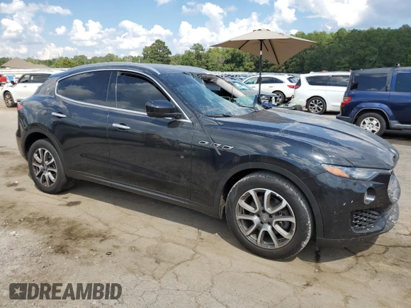 2017 Maserati Levante z VIN ZN661XUA1HX207002, wystawiony jako Copart lot #72803814 z przebiegiem Nie podano mil oraz Szkoda całkowita • Salvage title. Historia ofert i sprzedaży dostępna na DreamBid. Obrazek 4.