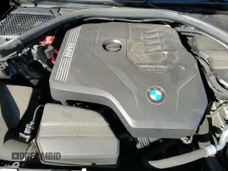 2020 BMW 3 Series 330i xDrive z VIN 3MW5R7J09L8B21197, wystawiony jako Copart lot #71632225 z przebiegiem 51 117 mil mil oraz Szkoda całkowita • Salvage title. Historia ofert i sprzedaży dostępna na DreamBid. Obrazek 13.