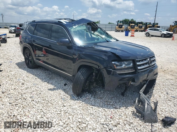 2018 Volkswagen Atlas SEL Premium with VIN 1V2NR2CA4JC529249, listed as a Copart auction lot 56370565 with Not provided miles and Salvage title. Bid and sale history available at DreamBid. Image 4.